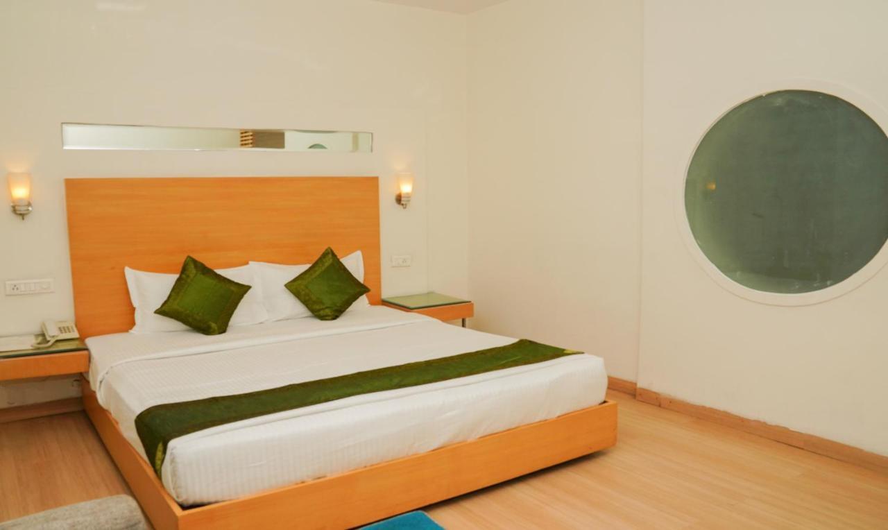 Oyster Suites Hajdarabad Zewnętrze zdjęcie